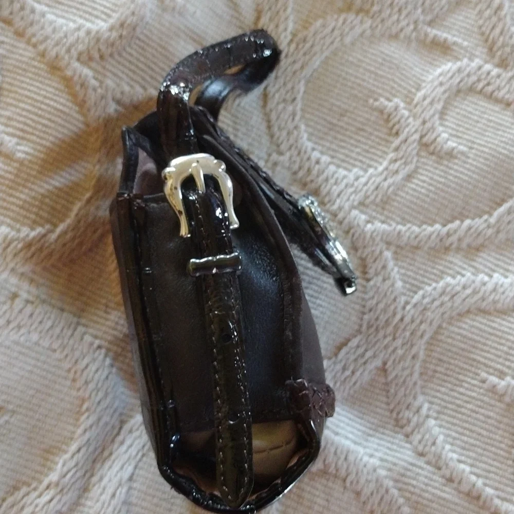 4@30.00 𝅺or 20.00 VINTAGE Cell Phone Case by BRIGHTON